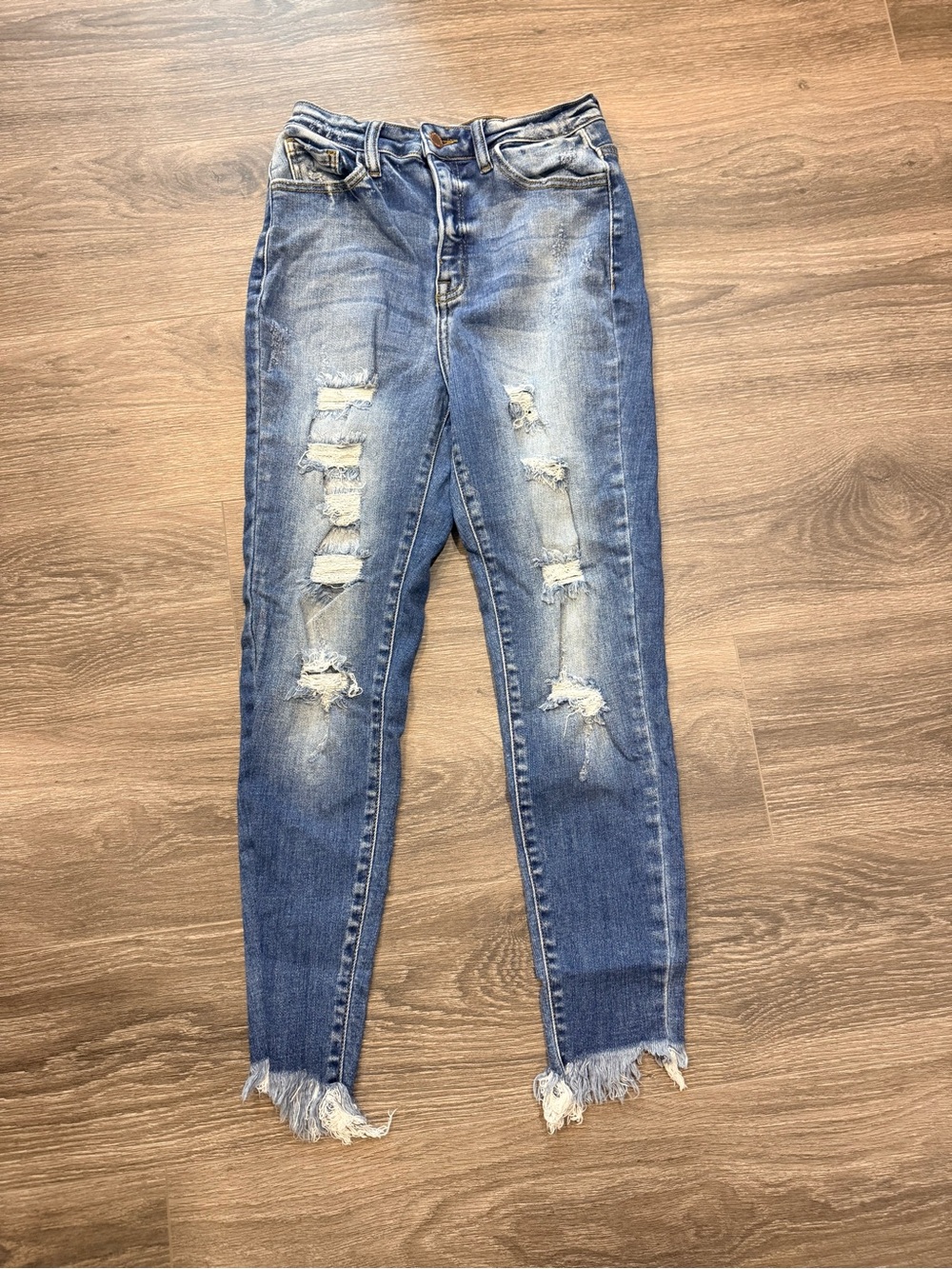 KanCan Frayed Hem Ankle Jeans in Blue - Picture 3 of 6
